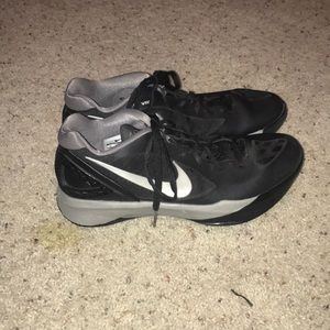 Nike volleyball shoes
